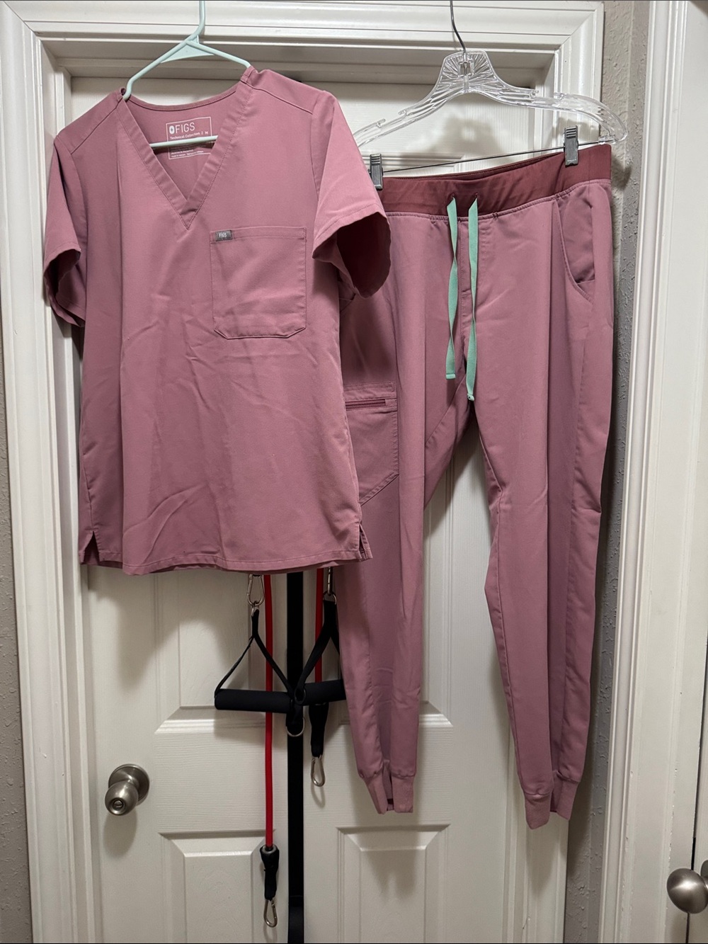 FIGS Mauve V-Neck Scrub Top and Jogger Set with Mint Drawstrings
